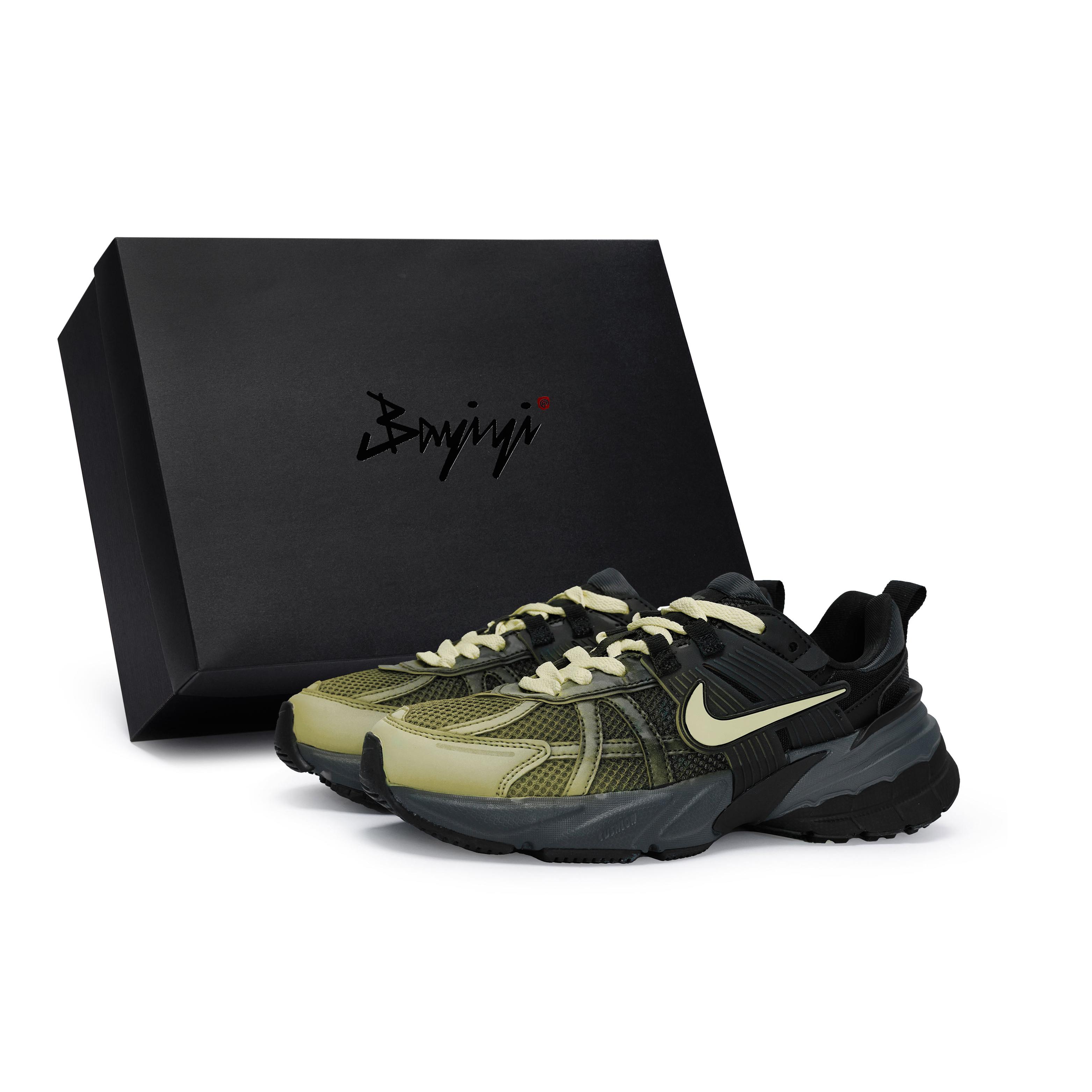 Nike V2K Run Cushioning, Wear Resistant Low top Running Shoes Women s Black Rice Yellow FD0736-001(Team80-S-BOX) 40
Nike V2K Run Cushioning, Wear Resistant Low top Running Shoes Women s Black Rice Yellow FD0736-001(Team80-S-BOX) 40