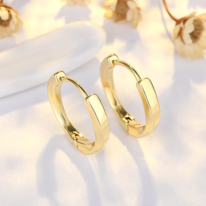 Серьги для женщин с нишевым дизайном, легкие роскошные серьги, серьги-кольца золотистого цвета, серьги
Серьги для женщин с нишевым дизайном, легкие роскошные серьги, серьги-кольца золотистого цвета, серьги
