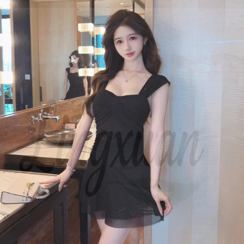 Pure Desire See-Through Mesh Camisole Dress with Ruffle Slim-Fit Mini Skirt Large чорний
Pure Desire See-Through Mesh Camisole Dress with Ruffle Slim-Fit Mini Skirt Large чорний
