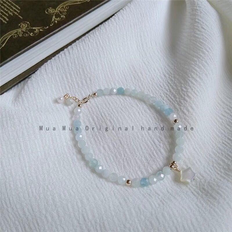 New natural aquamarine14K Gold-plated March birthstone crystal lucky star versatile fresh and simple bracelet for women Net hand circumference15c
New natural aquamarine14K Gold-plated March birthstone crystal lucky star versatile fresh and simple bracelet for women Net hand circumference15c
