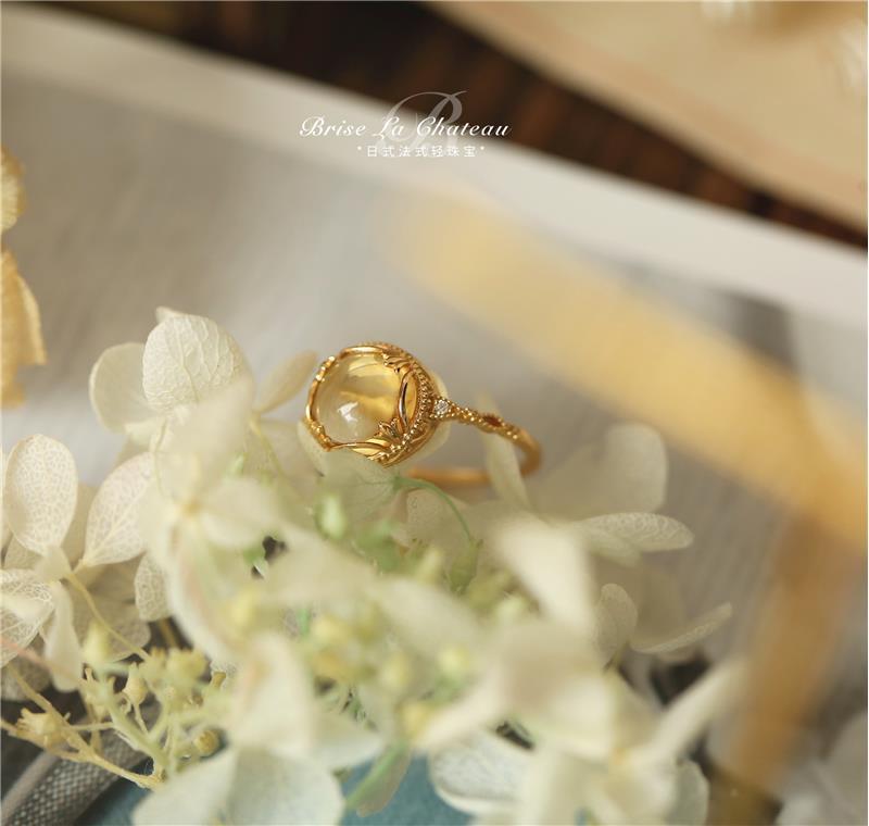 Simple Natural Egg Yolk Crystal Light Luxury Versatile Ring Adjustable opening жёлтый
Simple Natural Egg Yolk Crystal Light Luxury Versatile Ring Adjustable opening жёлтый