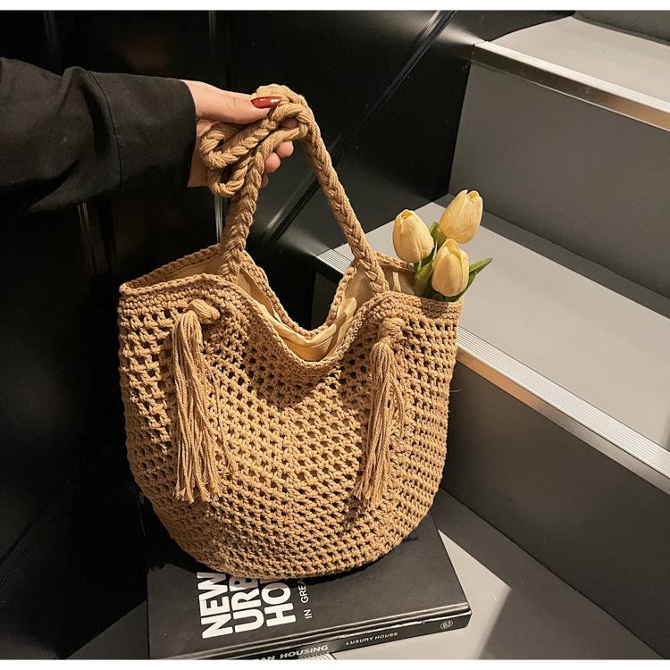 Плетеная сумка большой вместимости новая полая соломенная сумка ленивый ветер сумка через плечо весенне-летняя пляжная сумка женская сумка хаки
Плетеная сумка большой вместимости новая полая соломенная сумка ленивый ветер сумка через плечо весенне-летняя пляжная сумка женская сумка хаки