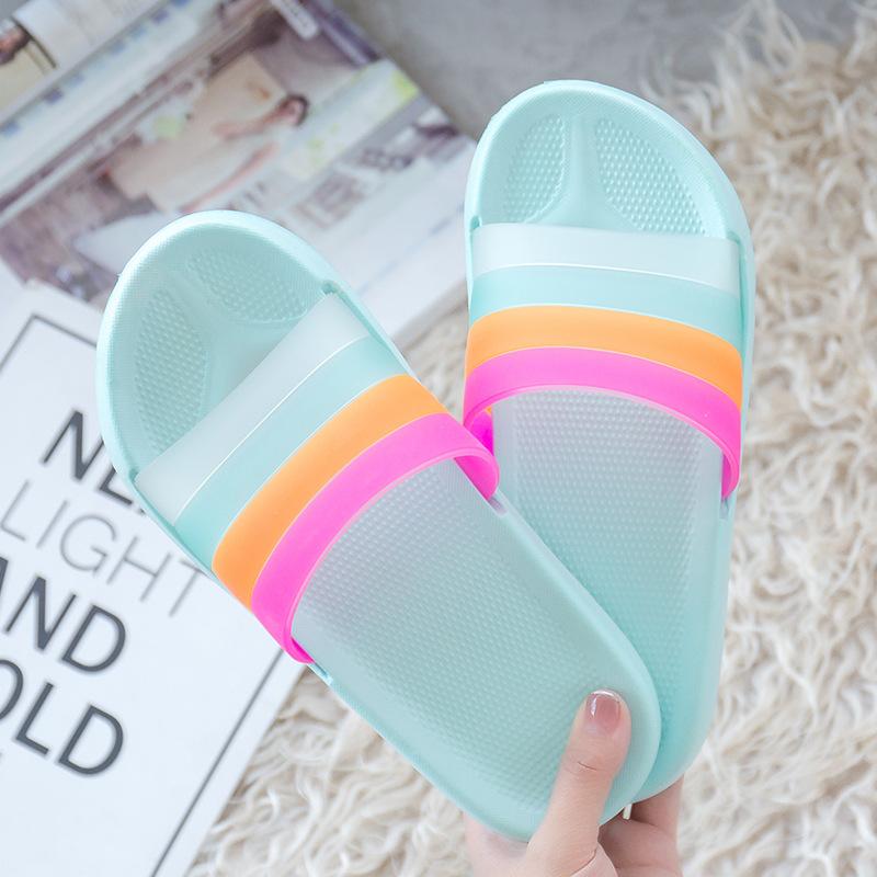 Ladies New Slippers Ummer Couples Outdoor Flip Flops Color Matching Home Bathroom Bath Slippers Fashionable and Convenient
Ladies New Slippers Ummer Couples Outdoor Flip Flops Color Matching Home Bathroom Bath Slippers Fashionable and Convenient