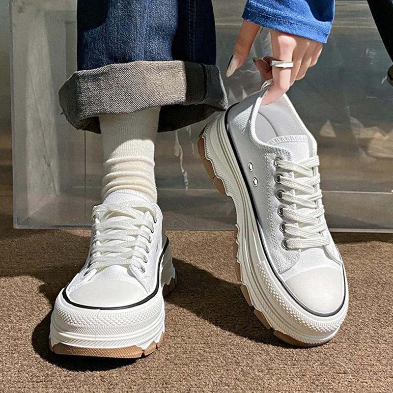 canvas shoes for women Crossed frenulum Autumn Winter increase shoes fashion Low help Thick soled casual board footwear
canvas shoes for women Crossed frenulum Autumn Winter increase shoes fashion Low help Thick soled casual board footwear