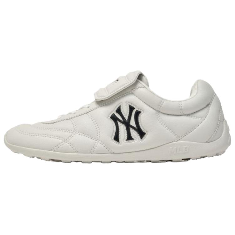 MLB New York Yankees Casual Shoes Unisex White 3ASXSLL6N-50WHS 38.5
MLB New York Yankees Casual Shoes Unisex White 3ASXSLL6N-50WHS 38.5