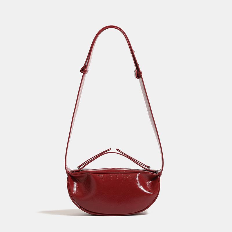 Red Retro Dumpling Bun Mini Handheld Small Bag for Female Bridal Wedding Niche Single Shoulder Cross Saddle Bag
Red Retro Dumpling Bun Mini Handheld Small Bag for Female Bridal Wedding Niche Single Shoulder Cross Saddle Bag