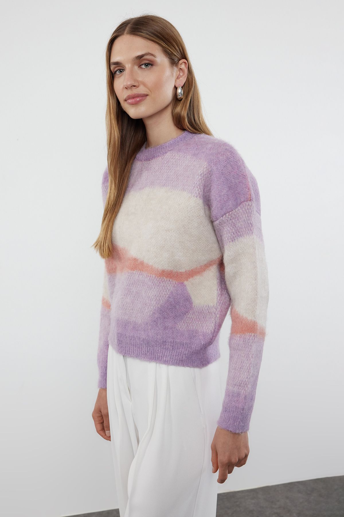 Women s Elegance Style Sweater Lilac Soft Textured Color Block Crew Neck Knitwear Sweater S
Women s Elegance Style Sweater Lilac Soft Textured Color Block Crew Neck Knitwear Sweater S