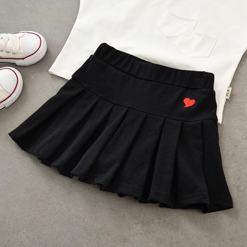 Girls Versatile Pleated Skirt with Built-in Safety Shorts - Summer Fashion for Medium and Large Children 160cm чорний
Girls Versatile Pleated Skirt with Built-in Safety Shorts - Summer Fashion for Medium and Large Children 160cm чорний