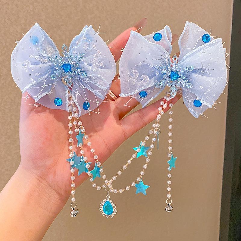 Детская цепочка на лоб с бантом, украшение на лоб, заколка для волос с кисточкой из жемчуга русалки, головной убор для девочки
Детская цепочка на лоб с бантом, украшение на лоб, заколка для волос с кисточкой из жемчуга русалки, головной убор для девочки