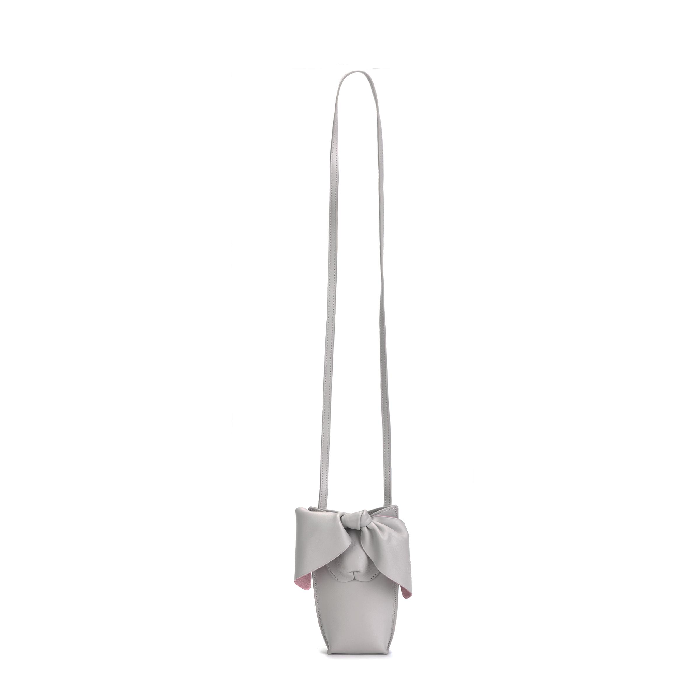 Loewe Rabbit Shape Magnetic Closure Leather Shoulder Bag Women Shoulder Bag Gray C623W48X01-1333 Basic Set (Bag+Dust Bag)
Loewe Rabbit Shape Magnetic Closure Leather Shoulder Bag Women Shoulder Bag Gray C623W48X01-1333 Basic Set (Bag+Dust Bag)