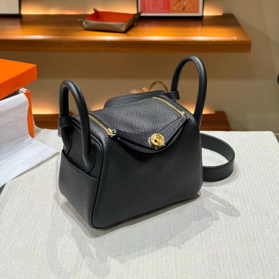 Сумка женская класса люкс из коровьей кожи высшего слоя TC, новый стиль, одно отделение, ретро-сумка доктора, сумка с деревянной ручкой, 100 стилей, женская сумка 19cm чёрный