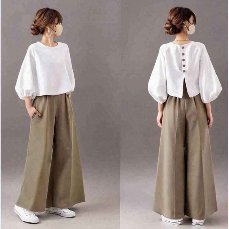 Japanese Style Solid Color Two-Piece: Small Top & Wide-Leg Pants Large
Japanese Style Solid Color Two-Piece: Small Top & Wide-Leg Pants Large