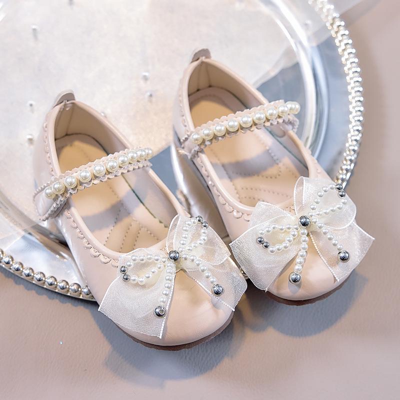 Girls 2025 Autumn Bow Pearl Princess Loafers - Soft Sole Leather Shoes for Banquets and Performances 25
Girls 2025 Autumn Bow Pearl Princess Loafers - Soft Sole Leather Shoes for Banquets and Performances 25