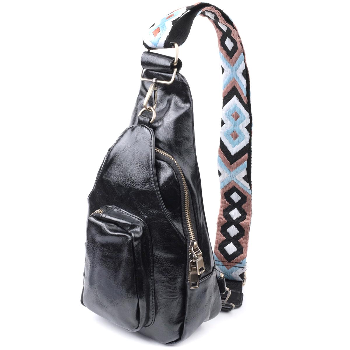 Практична жіноча сумка з екошкіри з акцентом на текстильну лямку VINTAGE Bag 22776 Чорний
Практична жіноча сумка з екошкіри з акцентом на текстильну лямку VINTAGE Bag 22776 Чорний