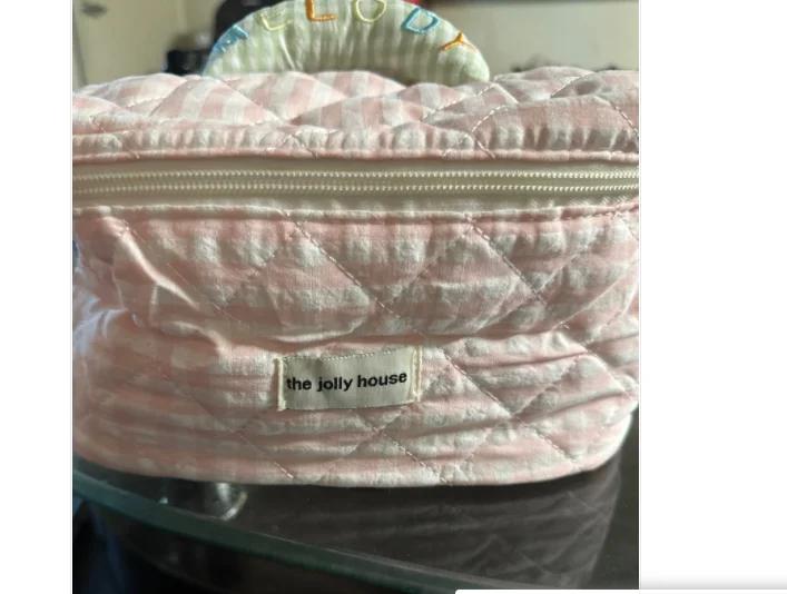 2025 Plaid Pattern Toiletries Case Flip Makeup Bag with Zipper Quilted Cotton Cosmetics Storage Box for Woman and Girls
2025 Plaid Pattern Toiletries Case Flip Makeup Bag with Zipper Quilted Cotton Cosmetics Storage Box for Woman and Girls