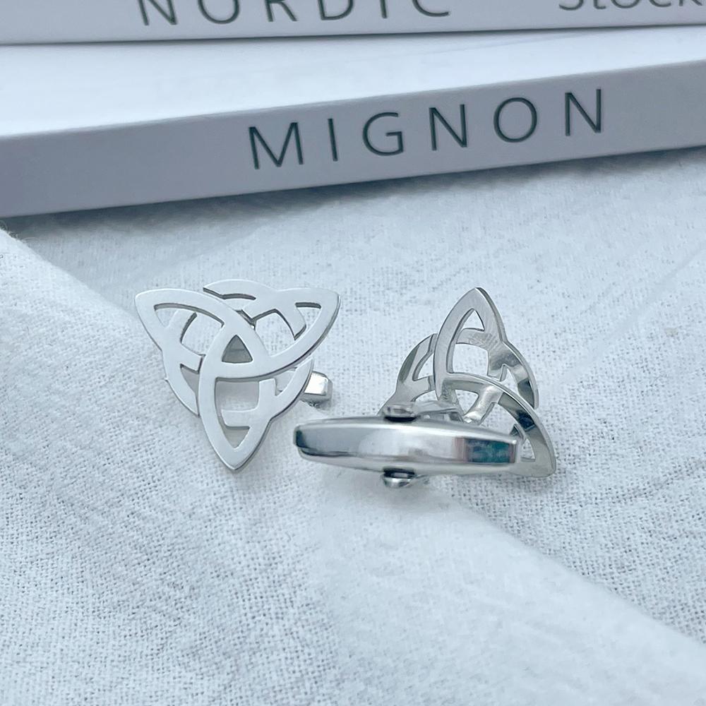Men s Cufflinks Triangular Cuff Links Silvery Suit Shirt Cufflink for Men Stainless Steel Jewelry Accessories Retro Party Gifts
Men s Cufflinks Triangular Cuff Links Silvery Suit Shirt Cufflink for Men Stainless Steel Jewelry Accessories Retro Party Gifts