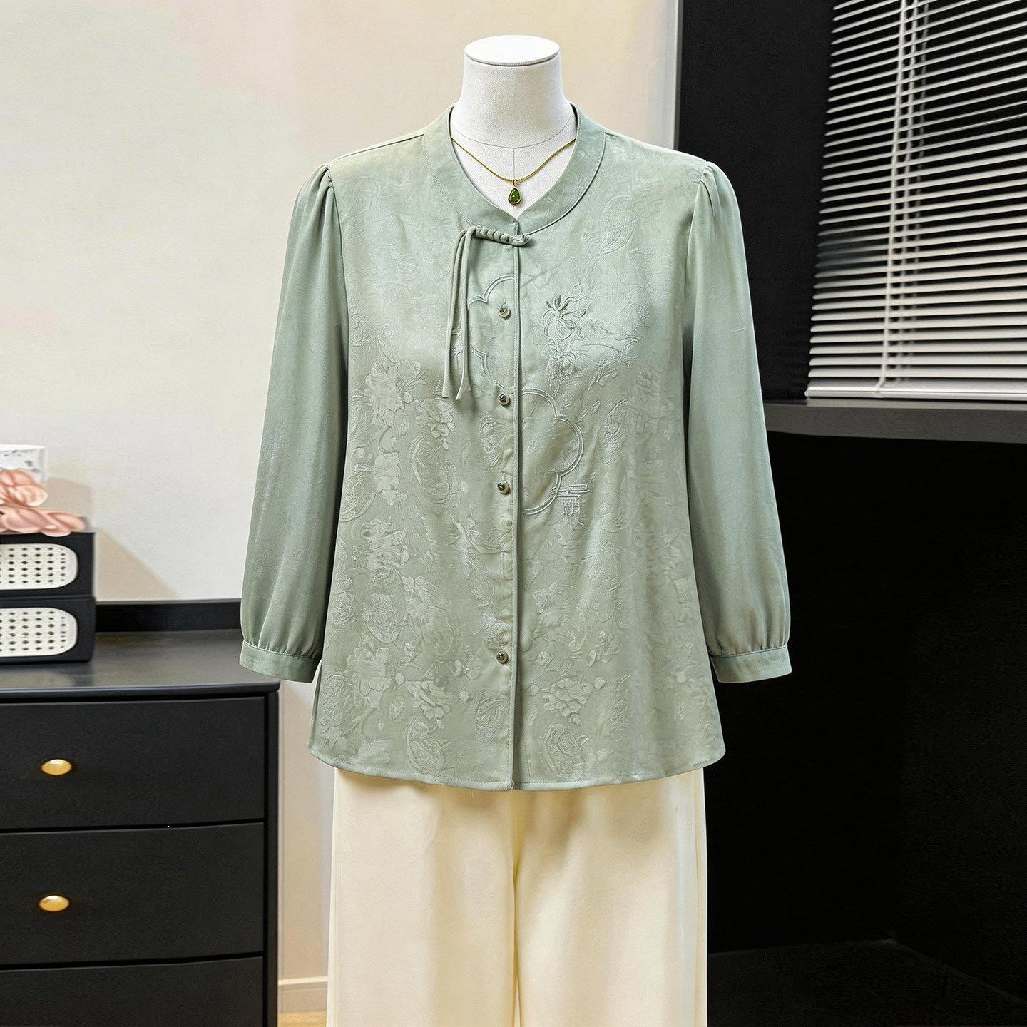 New Spring/Summer Chinese-Style Chiffon Top for Middle-Aged & Elderly Women 4XL (130-145 Jin)
New Spring/Summer Chinese-Style Chiffon Top for Middle-Aged & Elderly Women 4XL (130-145 Jin)