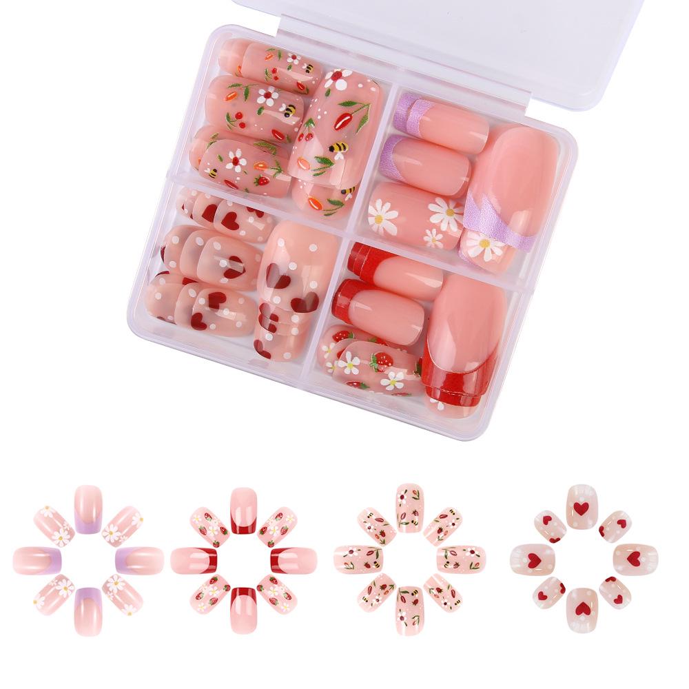 96-Piece Maple Leaf Glitter Press-On Nails: Autumn/Winter Style, Warm-toned, Short Length, Glossy Finish.
96-Piece Maple Leaf Glitter Press-On Nails: Autumn/Winter Style, Warm-toned, Short Length, Glossy Finish.