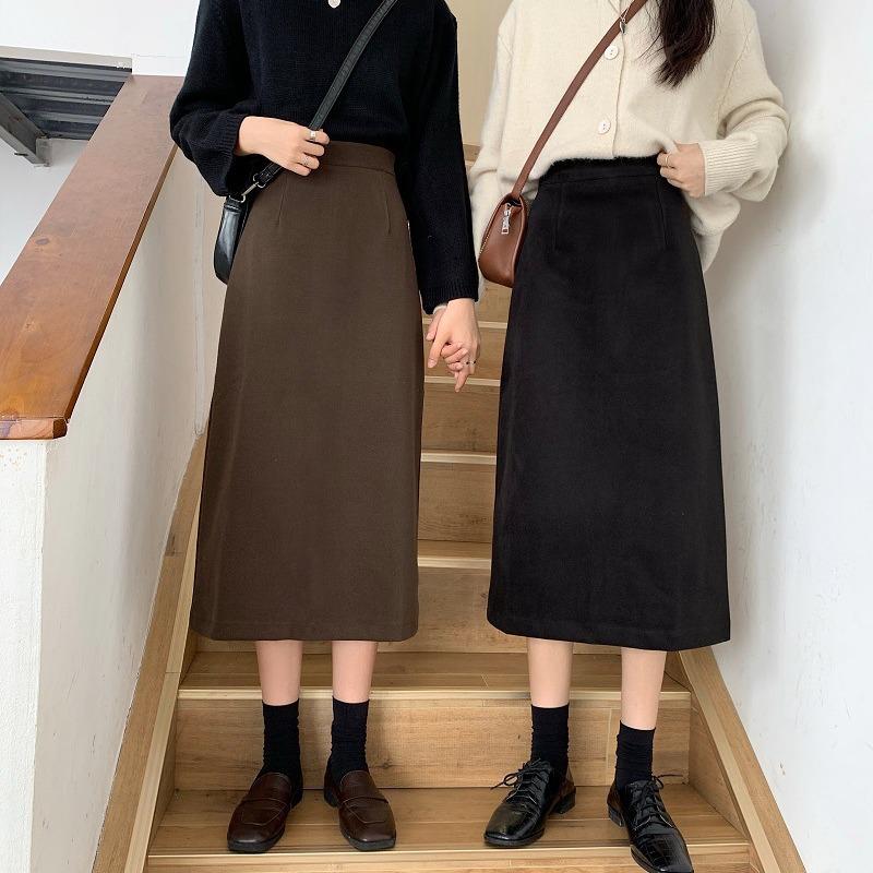 Women s High-Waisted A-Line Midi Skirt - Summer to Autumn Style with Elastic Waist XS for 75-82cm
Women s High-Waisted A-Line Midi Skirt - Summer to Autumn Style with Elastic Waist XS for 75-82cm