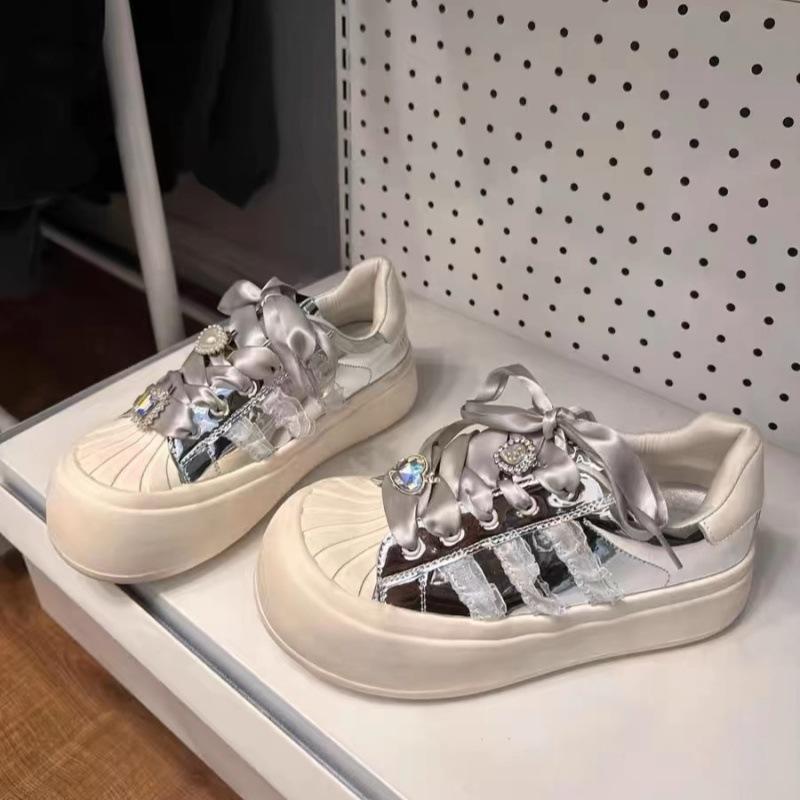 Повседневные балетные туфли с лентой, женские, весна и осень, новые милые белые туфли с круглым носком и толстой подошвой 40