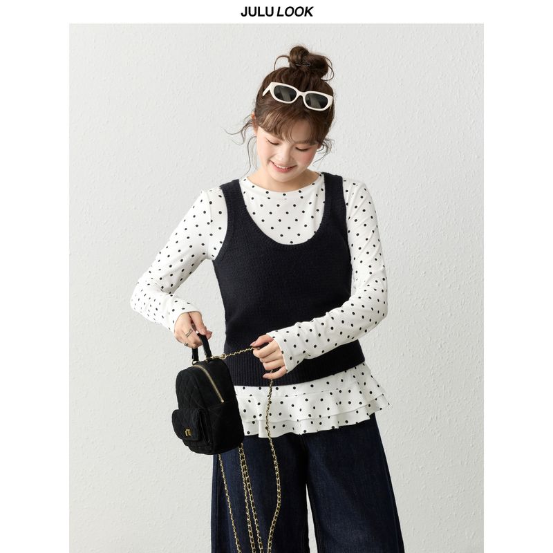 Julu Studio s Focus on Presence Slightly Chubby Girl Playful Polka Dot T-Shirt/Knitted Vest and Jeans Plus-Size Set Black Vest 2XL
Julu Studio s Focus on Presence Slightly Chubby Girl Playful Polka Dot T-Shirt/Knitted Vest and Jeans Plus-Size Set Black Vest 2XL