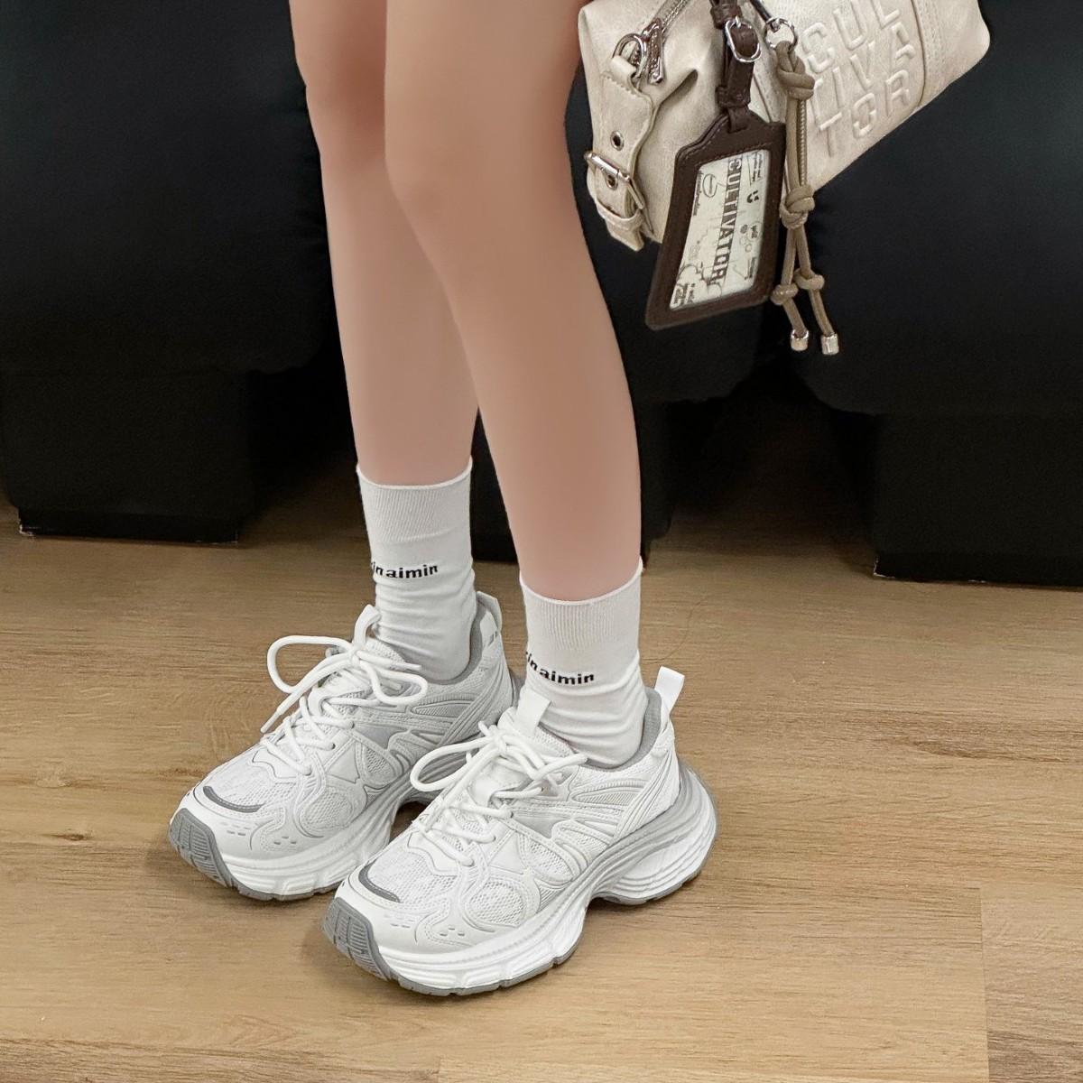 Leather platform dad shoes women s 2025 spring new versatile small height increase women s shoes running casual sports shoes 40 серебряный
Leather platform dad shoes women s 2025 spring new versatile small height increase women s shoes running casual sports shoes 40 серебряный