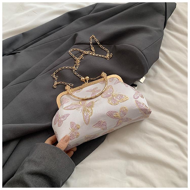 New Guofeng cheongsam dinner bag women s 2025 spring and summer new handbag feeling chain shoulder messenger bag рожевий
New Guofeng cheongsam dinner bag women s 2025 spring and summer new handbag feeling chain shoulder messenger bag рожевий