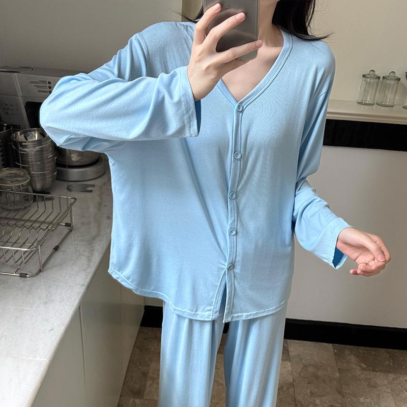 Cozy Cardigan & Pajama Set: Casual Comfort for Indoors & Outdoors, Perfect for Spring and Autumn M небо синє кольору
Cozy Cardigan & Pajama Set: Casual Comfort for Indoors & Outdoors, Perfect for Spring and Autumn M небо синє кольору