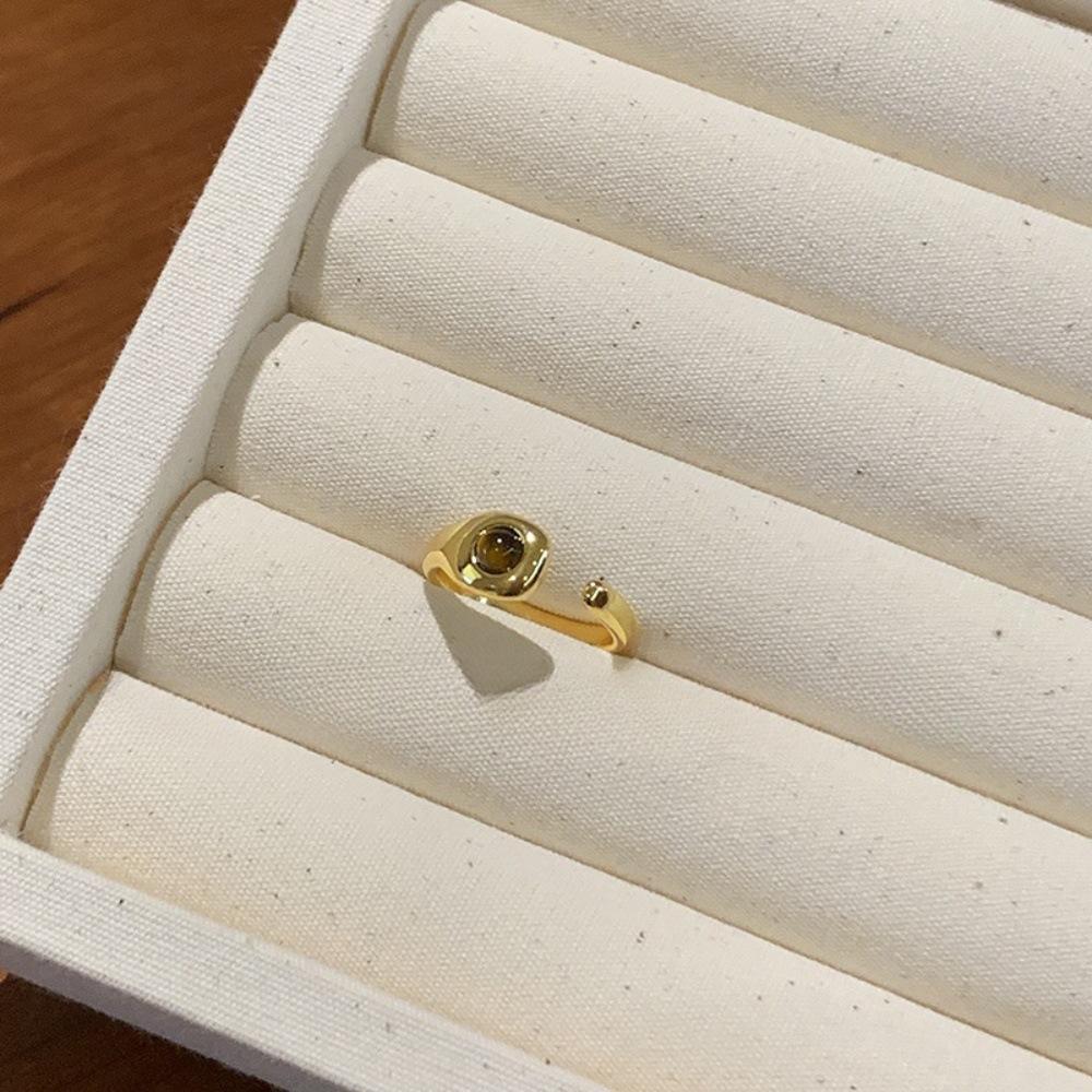 Open tiger s eye stone ring personality retro adjustable index finger ring Internet celebrity simple ring jewelry
Open tiger s eye stone ring personality retro adjustable index finger ring Internet celebrity simple ring jewelry