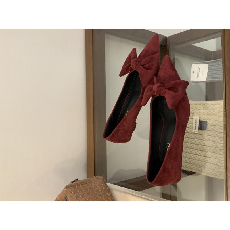 Huge good-looking pointed French bow wedge heel single shoes women s shoes 2025 spring and autumn temperament commuting red small heels 39 бордовый
Huge good-looking pointed French bow wedge heel single shoes women s shoes 2025 spring and autumn temperament commuting red small heels 39 бордовый