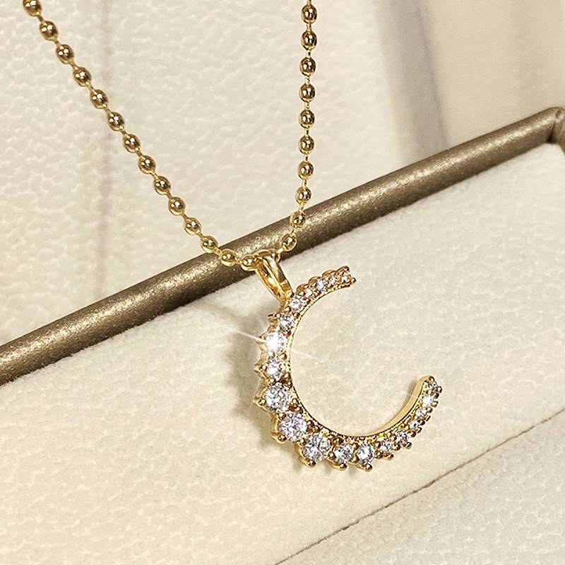 Huitan Fancy Moon Pendant Necklace for Women Aesthetic Wedding Engagement Full Shiny CZ Trendy Accessories Versatile Zircon
Huitan Fancy Moon Pendant Necklace for Women Aesthetic Wedding Engagement Full Shiny CZ Trendy Accessories Versatile Zircon