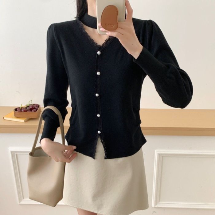 Lace Patchwork Knitted Sweater for Women, A Gentle Base Layer for Winter, A Fitted Long-sleeved Sweater one size чорний
Lace Patchwork Knitted Sweater for Women, A Gentle Base Layer for Winter, A Fitted Long-sleeved Sweater one size чорний