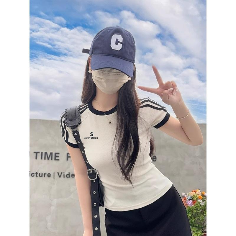 Color Block Short Sleeve T-Shirt For Women Slimming Waist Embroidered White Casual Stylish Round Neck Cropped Tee Ideal For Forward Women XL білий
Color Block Short Sleeve T-Shirt For Women Slimming Waist Embroidered White Casual Stylish Round Neck Cropped Tee Ideal For Forward Women XL білий