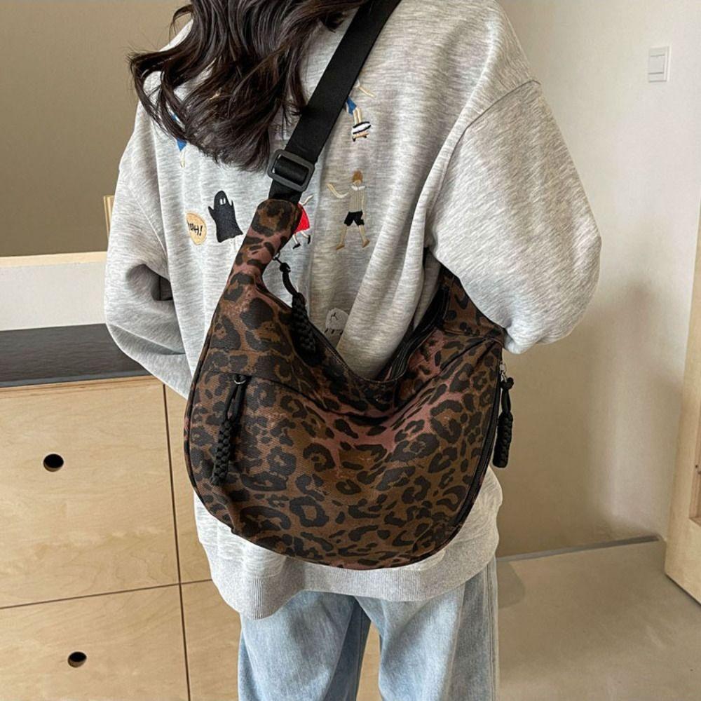 Large Size Shoulder Bag Leopard Prints Crossbody Bag Fashion Waist Fanny Pack Women коричневый
Large Size Shoulder Bag Leopard Prints Crossbody Bag Fashion Waist Fanny Pack Women коричневый