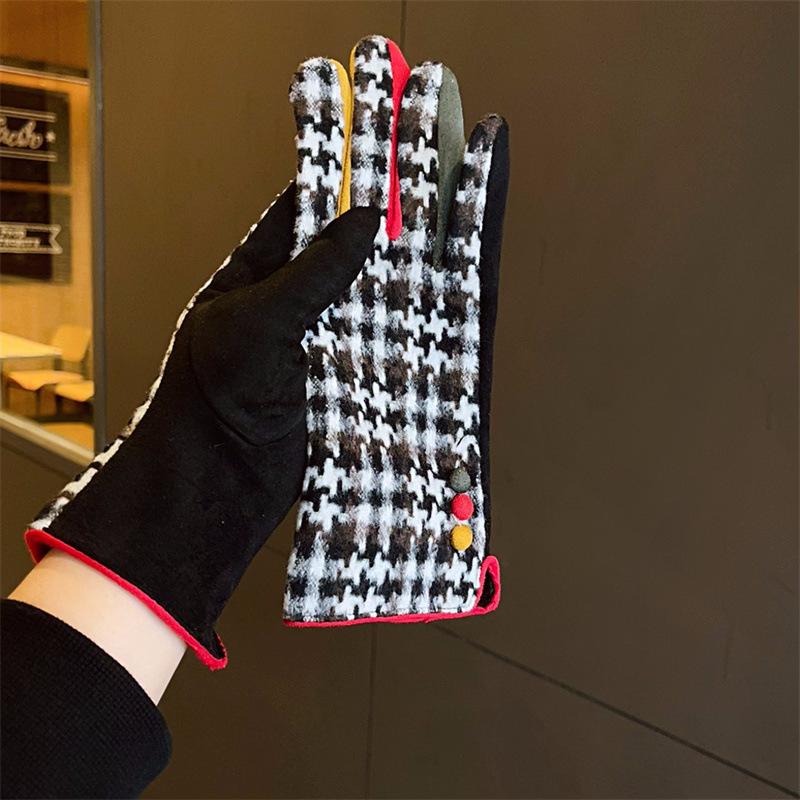 Meier Chunky wool blend british style color block deerskin gloves - touchscreen compatible five-finger warm gloves One size fits all
Meier Chunky wool blend british style color block deerskin gloves - touchscreen compatible five-finger warm gloves One size fits all