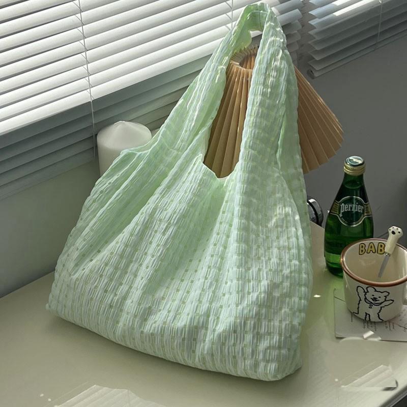 College Style Polyester Foam Plaid Shoulder Bag 2026 Literary Fairy Soft Fufu Tote Small Fresh Cloth м ята зелений колір
College Style Polyester Foam Plaid Shoulder Bag 2026 Literary Fairy Soft Fufu Tote Small Fresh Cloth м ята зелений колір