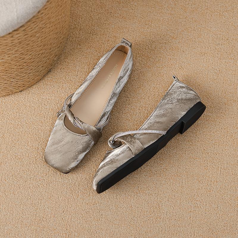 W712-22 French flat shoes 2025 new summer fairy style with skirt gentle Mary Jane ladyshoes women 40 хаки
W712-22 French flat shoes 2025 new summer fairy style with skirt gentle Mary Jane ladyshoes women 40 хаки