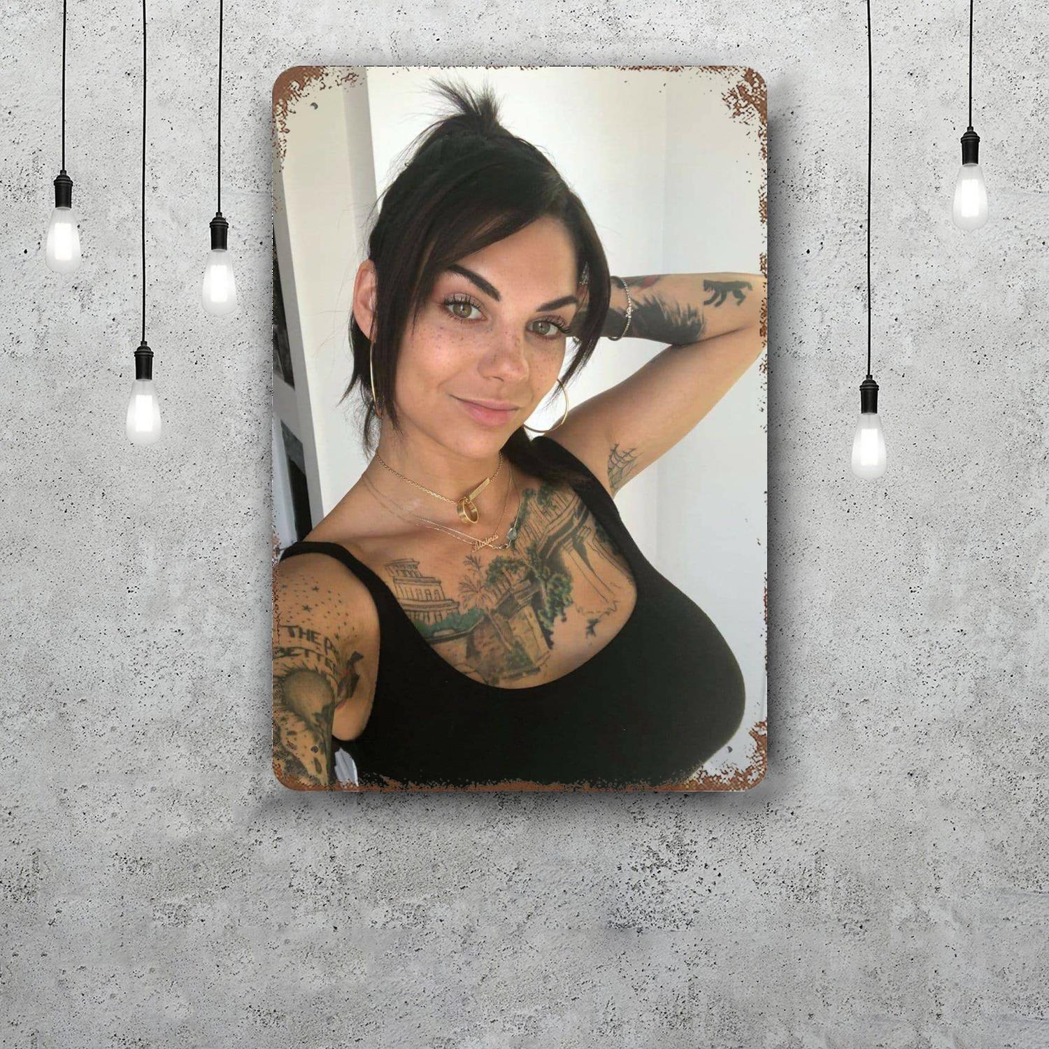 bonnie rotten Retro Vintage Tin Sign Poster Decorative Plaque Metal Plate Wall Decor 20x30cm(7.8x11.8inch)
bonnie rotten Retro Vintage Tin Sign Poster Decorative Plaque Metal Plate Wall Decor 20x30cm(7.8x11.8inch)