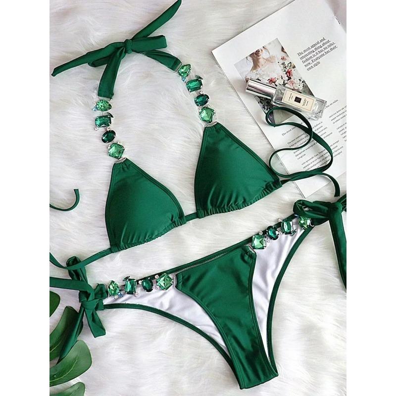 2025 Блискуче стразове діамантове бікіні Жіночий купальник Жіночий купальний костюм Комплект бікіні з двох частин Халтер Металеві ланцюжки Купальний костюм M
2025 Блискуче стразове діамантове бікіні Жіночий купальник Жіночий купальний костюм Комплект бікіні з двох частин Халтер Металеві ланцюжки Купальний костюм M