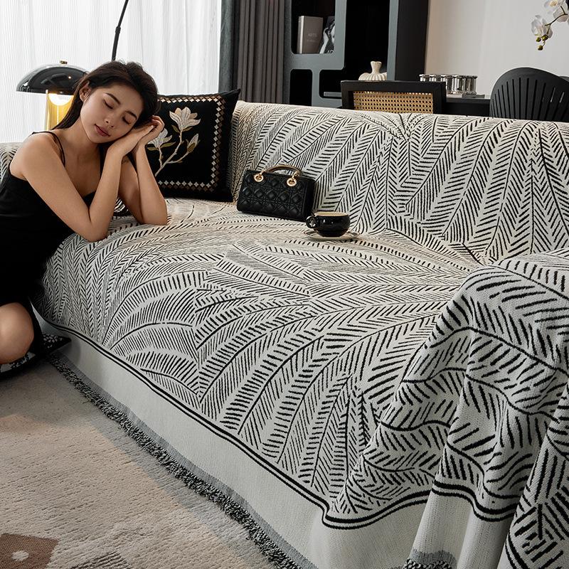 Полотенце для дивана из синели, универсальный универсальный чехол для дивана Four Seasons, пылезащитный чехол, цельный чехол для дивана, ткань с защитой от царапин 180*130cm
Полотенце для дивана из синели, универсальный универсальный чехол для дивана Four Seasons, пылезащитный чехол, цельный чехол для дивана, ткань с защитой от царапин 180*130cm