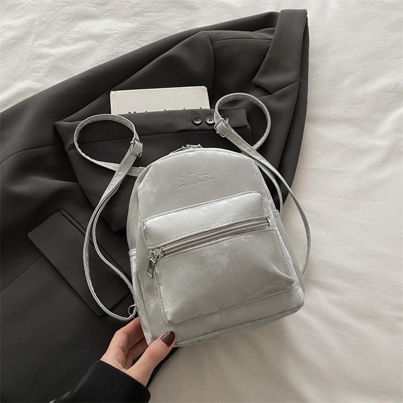 Backpack small backpack summer new simple solid color shoulder women s bag popular texture cute fashion
Backpack small backpack summer new simple solid color shoulder women s bag popular texture cute fashion