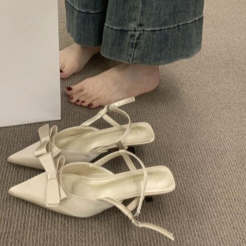 Silk Satin Gentle Bow Single Shoes Women s Back Trip Strap Bag Top Beautiful Temperament Sandals 40 бежевий
Silk Satin Gentle Bow Single Shoes Women s Back Trip Strap Bag Top Beautiful Temperament Sandals 40 бежевий