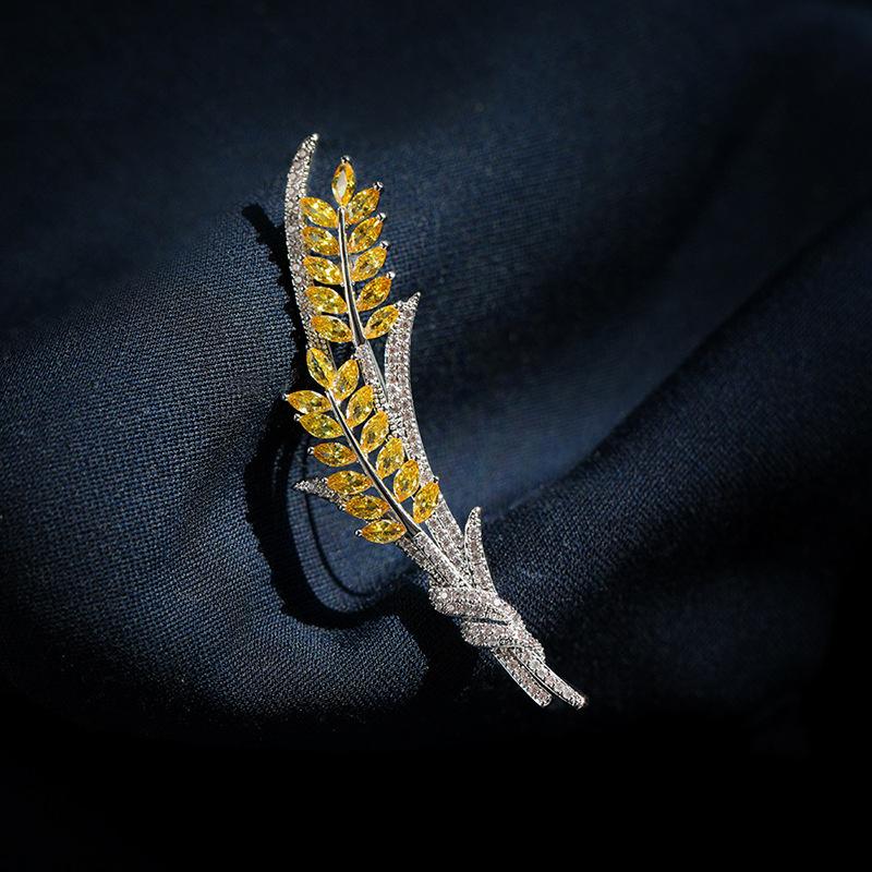 Золотая цветная брошь в виде колоса пшеницы, свежий и натуральный ветер, корсаж из пшеницы, модный аксессуар для пальто и костюма
Золотая цветная брошь в виде колоса пшеницы, свежий и натуральный ветер, корсаж из пшеницы, модный аксессуар для пальто и костюма