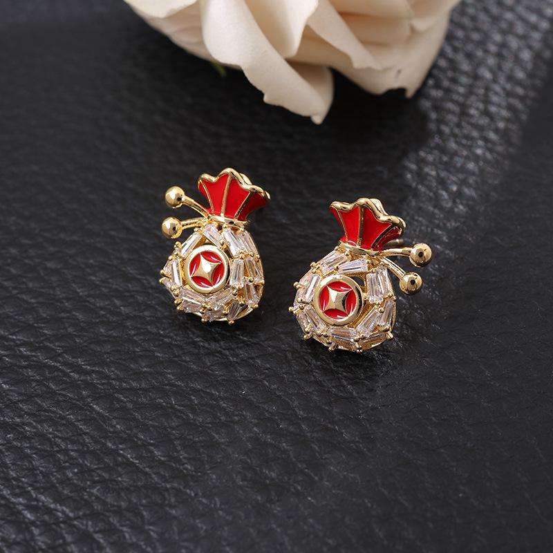 Модные серьги-подвески для женщин красный
Модные серьги-подвески для женщин красный