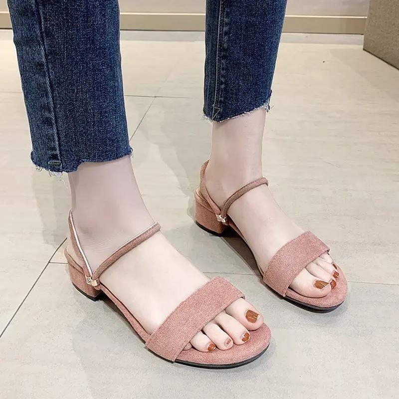 Fashion New Women Sandals Chunky Heels Slides Summer Sandal Elegant Shoes Women Slipper Big Size 34-42 Fashion Summer Sandal Women 34 розовый
Fashion New Women Sandals Chunky Heels Slides Summer Sandal Elegant Shoes Women Slipper Big Size 34-42 Fashion Summer Sandal Women 34 розовый