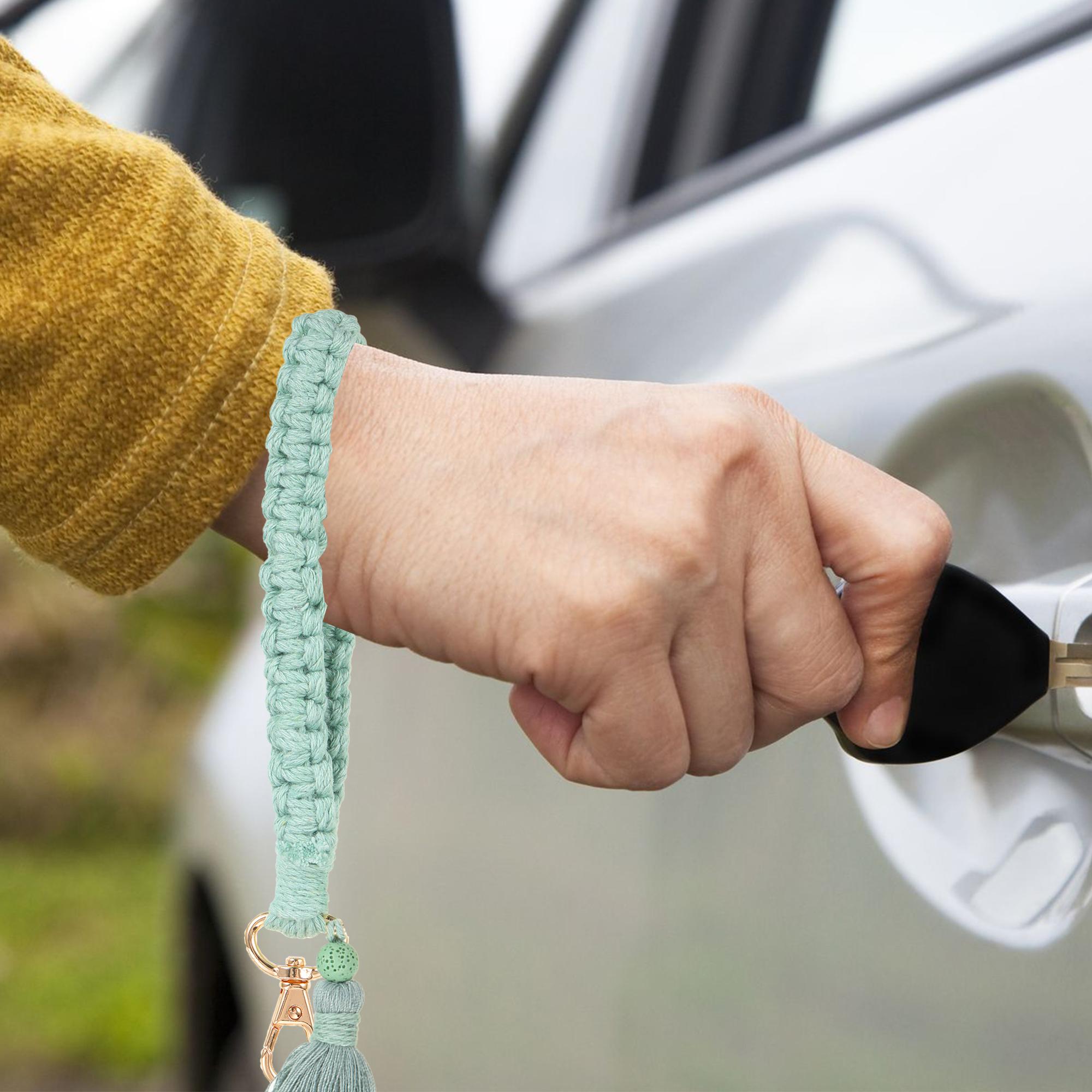 Macrame Keyring Bohemian Style Lightweight And Soft Key Chain Boho Style Braided Keychain зелёный
Macrame Keyring Bohemian Style Lightweight And Soft Key Chain Boho Style Braided Keychain зелёный