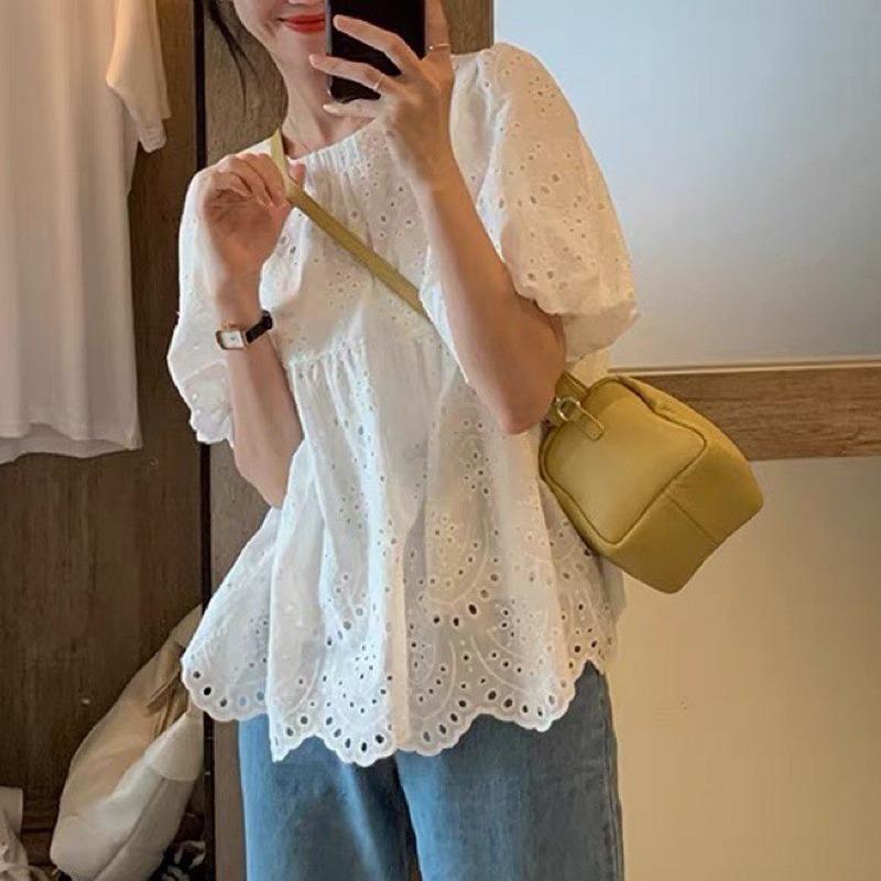 Summer Puff Short Sleeved Lace Women Blouse New Fashion Crew Neck White Embroidery Doll Shirt Office Hollow Out Ladies Top Loose Casual Sweet Clothing M белый
Summer Puff Short Sleeved Lace Women Blouse New Fashion Crew Neck White Embroidery Doll Shirt Office Hollow Out Ladies Top Loose Casual Sweet Clothing M белый