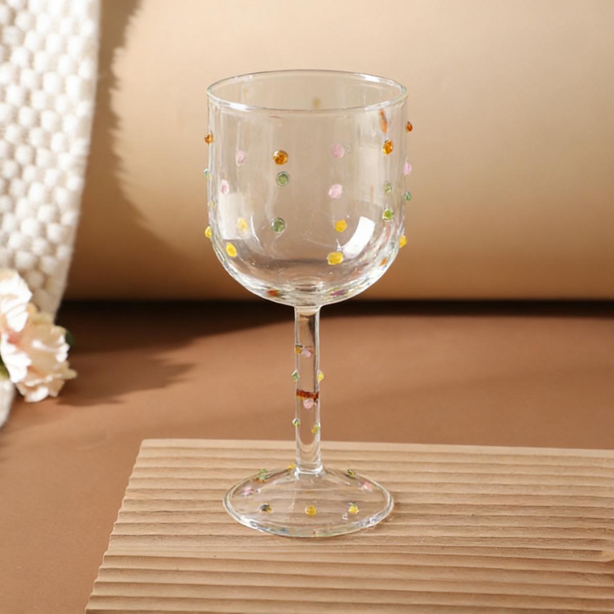 Creative Personalized Artistic Gem Wine Glass - Tall Stem, Colored High Borosilicate Glass, Retro Exquisite Jelly Bean Champagne Flute Individual Packaging
Creative Personalized Artistic Gem Wine Glass - Tall Stem, Colored High Borosilicate Glass, Retro Exquisite Jelly Bean Champagne Flute Individual Packaging