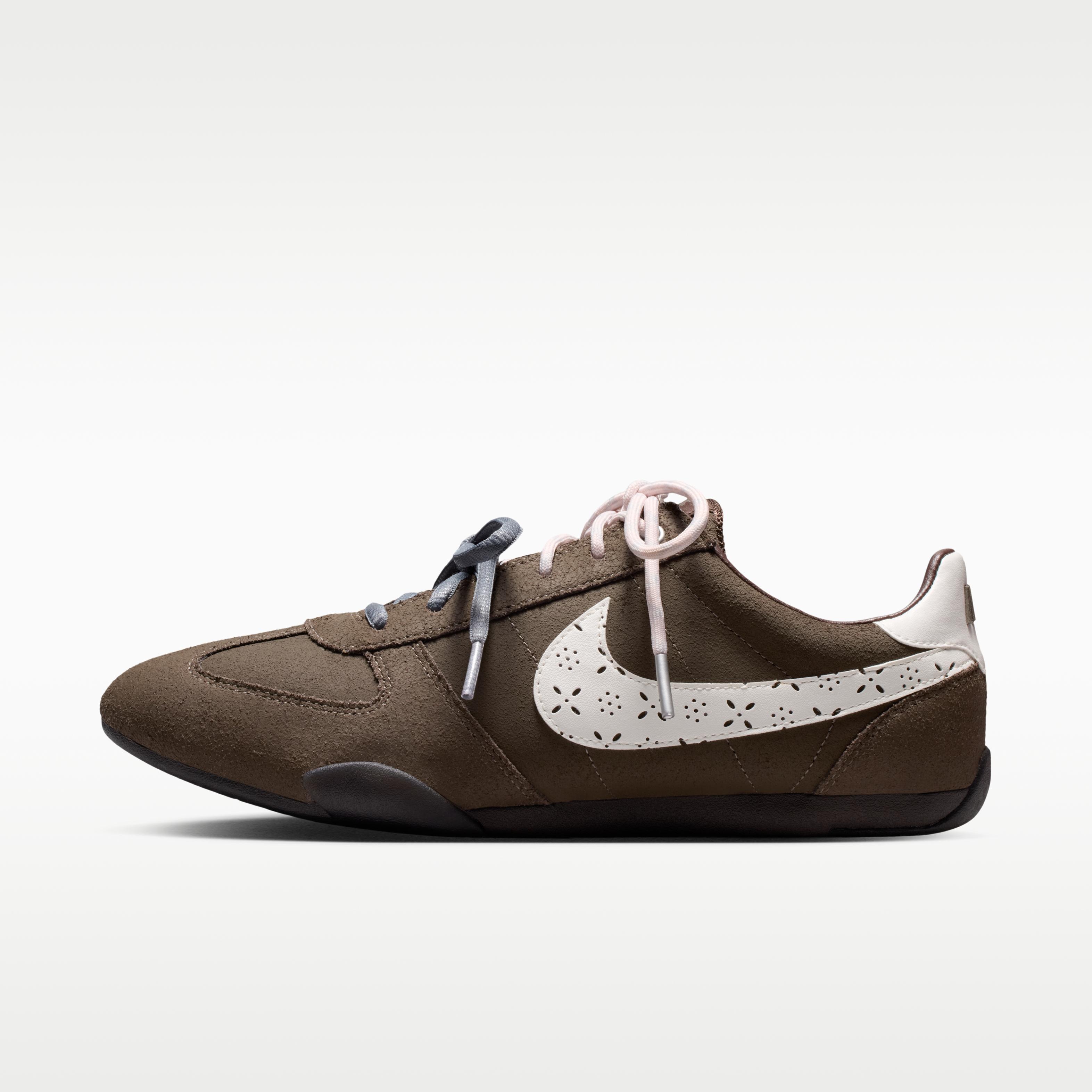 Nike Wmns Sprint Sister Ridgerock 37.5
Nike Wmns Sprint Sister Ridgerock 37.5