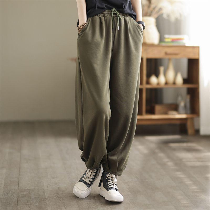 Women s Plus Size Retro Harem Pants - Loose Fit, Solid Color, Slimming, Versatile Sweatpants for Spring and Autumn 2XL 135-150 lbs
Women s Plus Size Retro Harem Pants - Loose Fit, Solid Color, Slimming, Versatile Sweatpants for Spring and Autumn 2XL 135-150 lbs